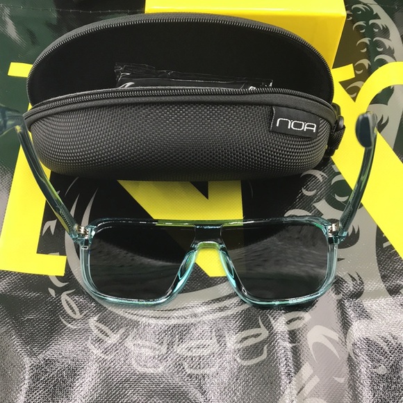 Invicta Activa Digital Sport Watch blue with NOA sunglasses-mens set - Picture 6 of 7